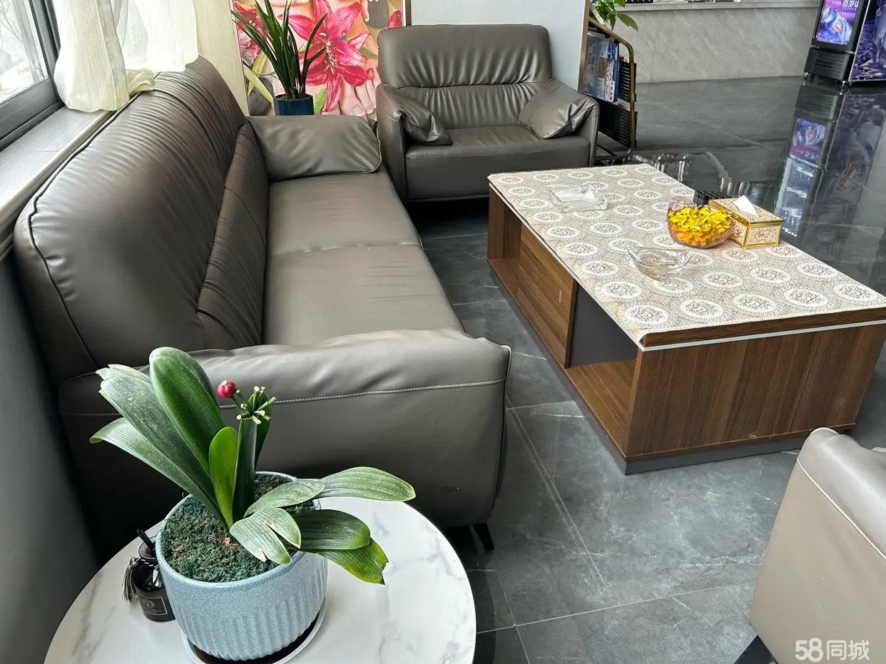 （转让）汇川区人民路临街二楼酒店转让（价格面议）